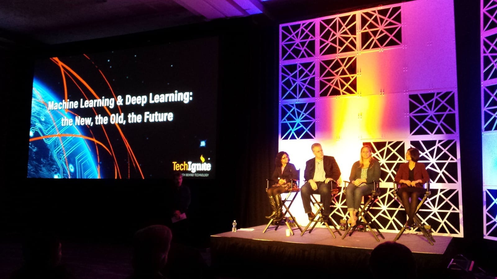 What's the Difference Between Machine Learning and Deep Learning?